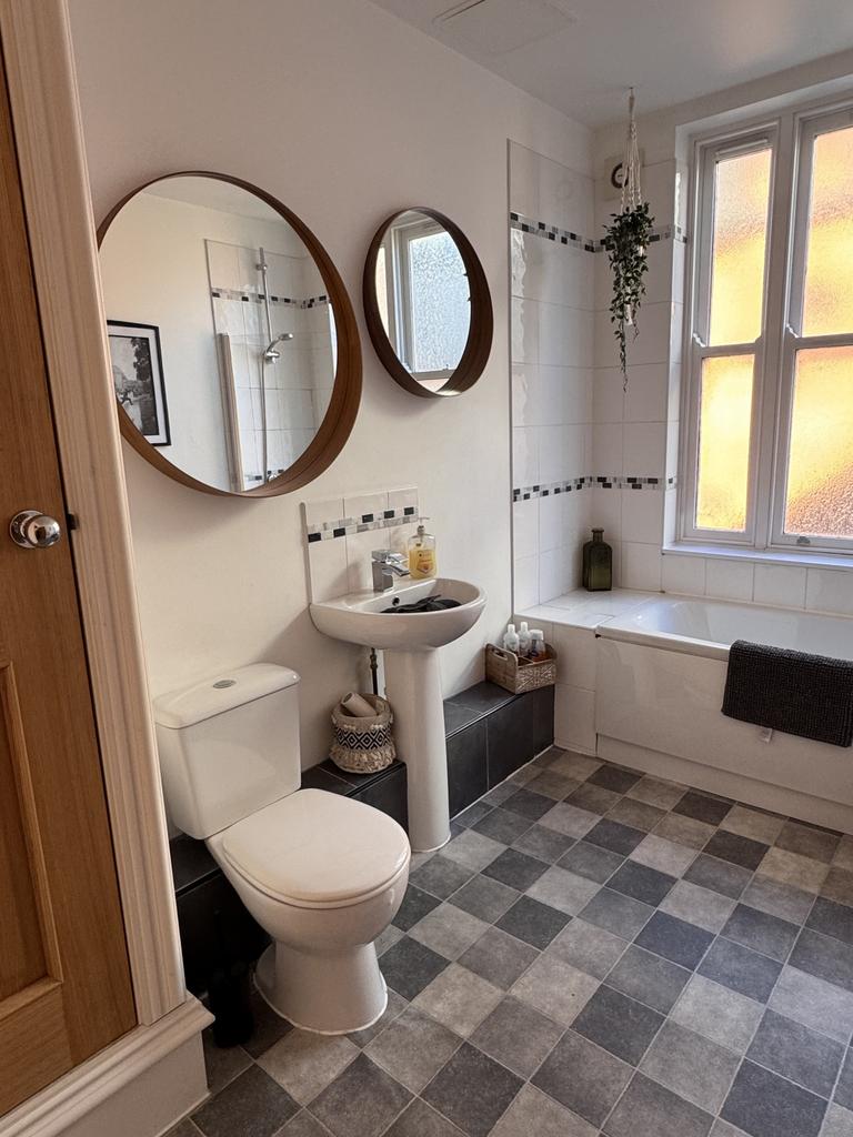 Bath/WC