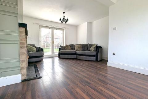 3 bedroom semi-detached house for sale, Pelaw Avenue, Chester Le Street, DH2