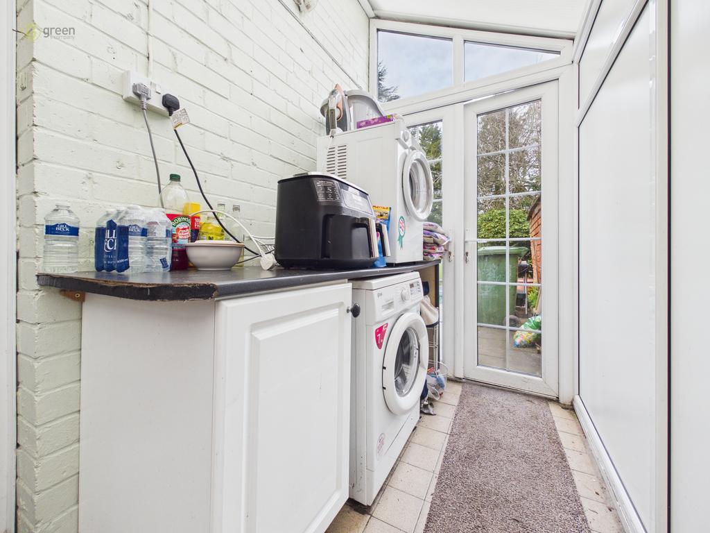 Cam01332g0pr0671still022