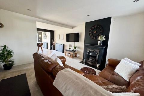 3 bedroom semi-detached house for sale, Rosslare Road, Peel Estate, Manchester, M22