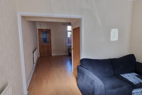 3 bedroom terraced house for sale, Burfield Street, Leicester, LE4