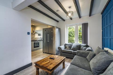 5 bedroom terraced house to rent, Beeston Road, Nottingham, NG7