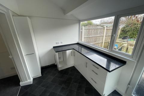 3 bedroom semi-detached house to rent, Bennett Street, Long Eaton, NG10