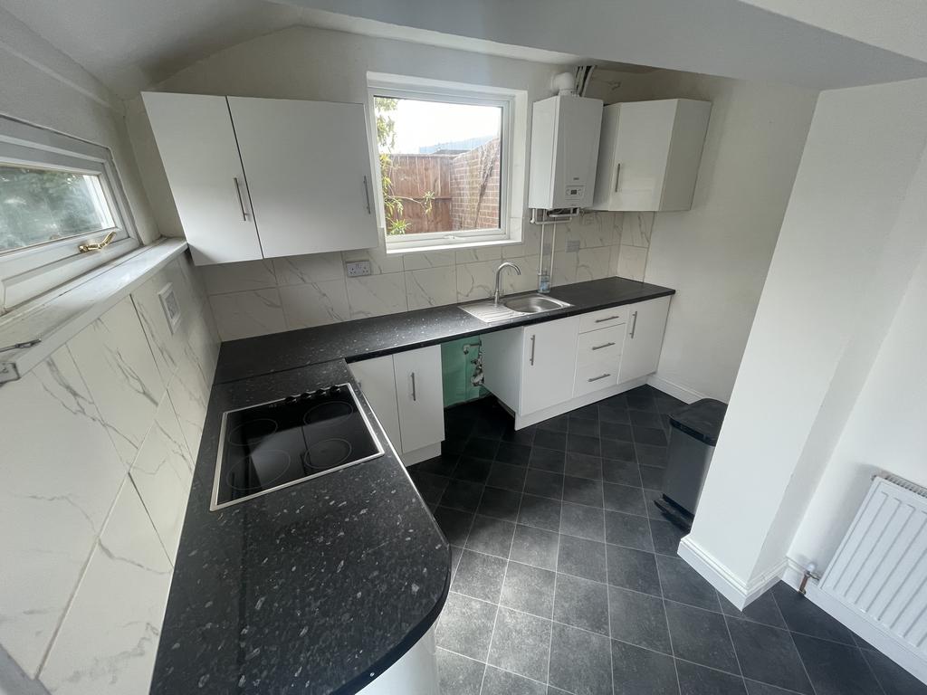 Kitchen 2