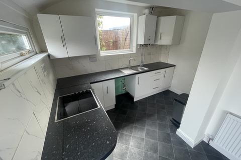 3 bedroom semi-detached house to rent, Bennett Street, Long Eaton, NG10