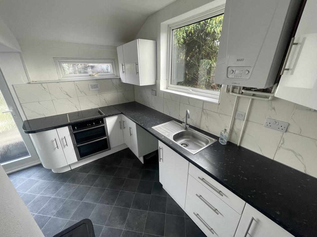 Kitchen 3