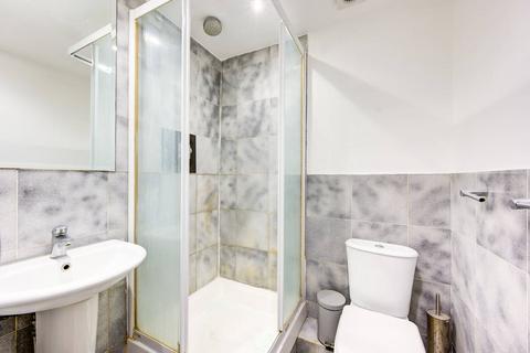 4 bedroom flat for sale, Collingham Place, South Kensington, London, SW5