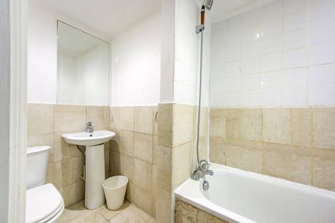 4 bedroom flat for sale, Collingham Place, South Kensington, London, SW5