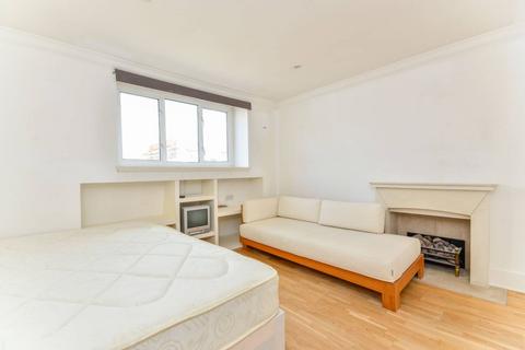 3 bedroom flat for sale, Hogarth Road, Earls Court, London, SW5