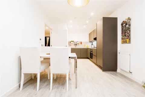 1 bedroom flat for sale, Chamberlain Court, Upton Park, London, E13