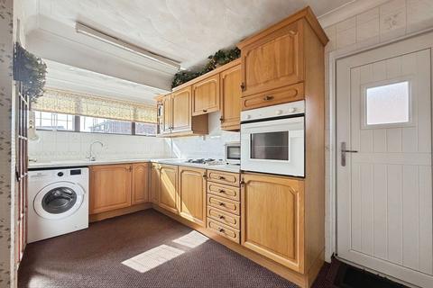 2 bedroom semi-detached bungalow for sale, New Ings, Doncaster DN3