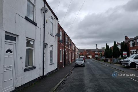 2 bedroom terraced house to rent, Barton Street, Golborne, Warrington, WA3