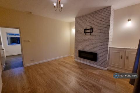 2 bedroom terraced house to rent, Barton Street, Golborne, Warrington, WA3