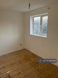 2 bedroom terraced house to rent, River Leys, Cheltenham, GL51