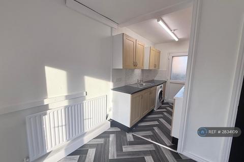 3 bedroom terraced house to rent, Forton Road, Preston, PR2