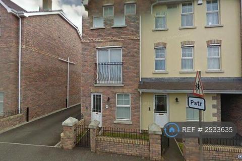 4 bedroom semi-detached house to rent, College Mews, Limavady, BT49