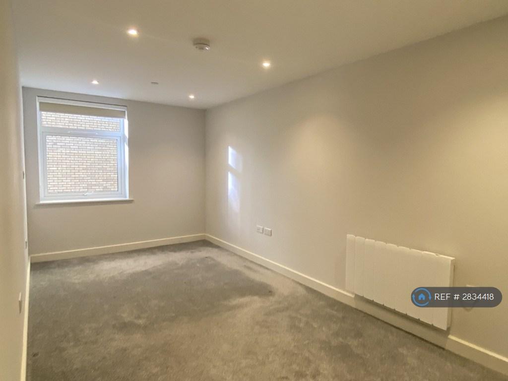 Main Bedroom With En-Suite