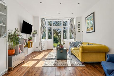3 bedroom semi-detached house for sale, Gleneldon Road, London, SW16