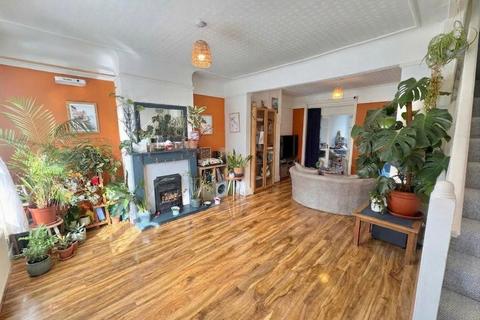 3 bedroom terraced house to rent, Gentwood Road, Liverpool, L36