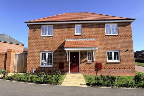 3 bedroom detached house for sale, Ennerdale Avenue, Warton