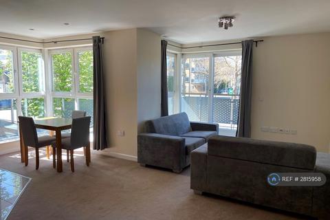 2 bedroom flat to rent, Metropolitan Station Approach, Watford, WD18