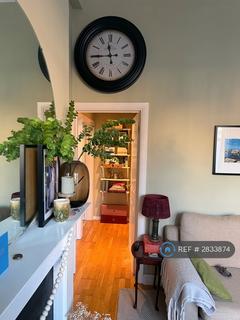 1 bedroom flat to rent, Trinity Road, London, SW18