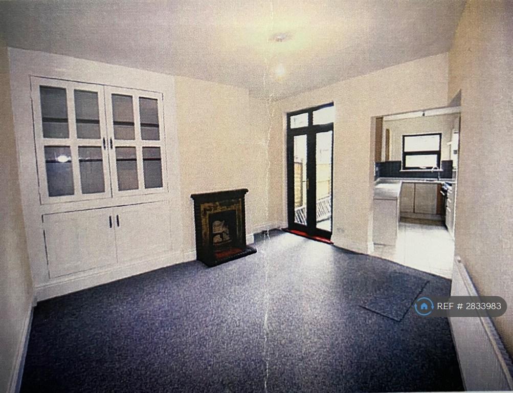 Dining Room Into Kitchen