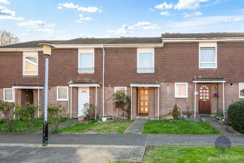3 bedroom terraced house to rent, Handside Close, Surrey KT4