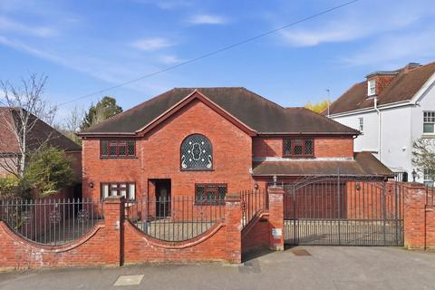 undefined, Spareleaze Hill, Loughton IG10