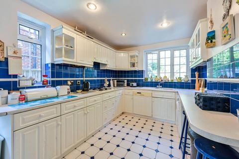 4 bedroom semi-detached house for sale, Albert Drive, Woking, GU21
