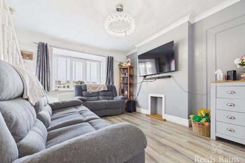 2 bedroom semi-detached house for sale, Suddaby Close, East Yorkshire HU9