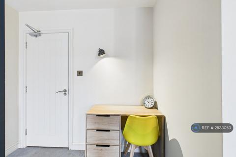 1 bedroom in a house share to rent, Dogsthorpe Road, Peterborough, PE1
