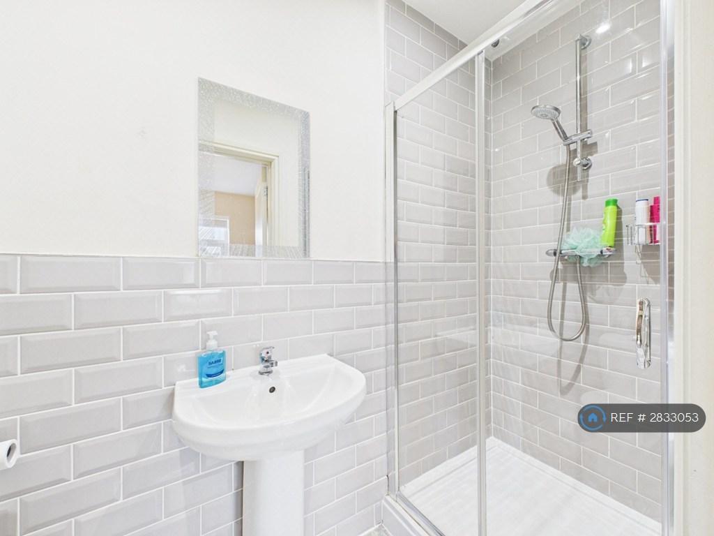 Ensuite Bathroom