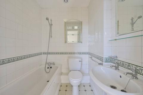 undefined, Putney Hill, Putney, London, SW15