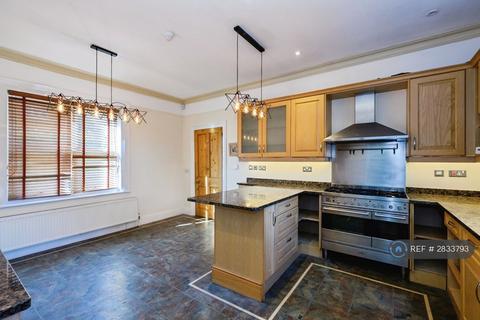 undefined, Grovehill Road, Redhill, RH1