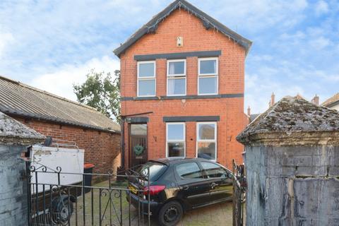 3 bedroom detached house for sale, King Street, Ellesmere Port