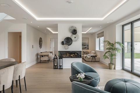 undefined, Bader House, Courtlands Park, Banstead, SM7