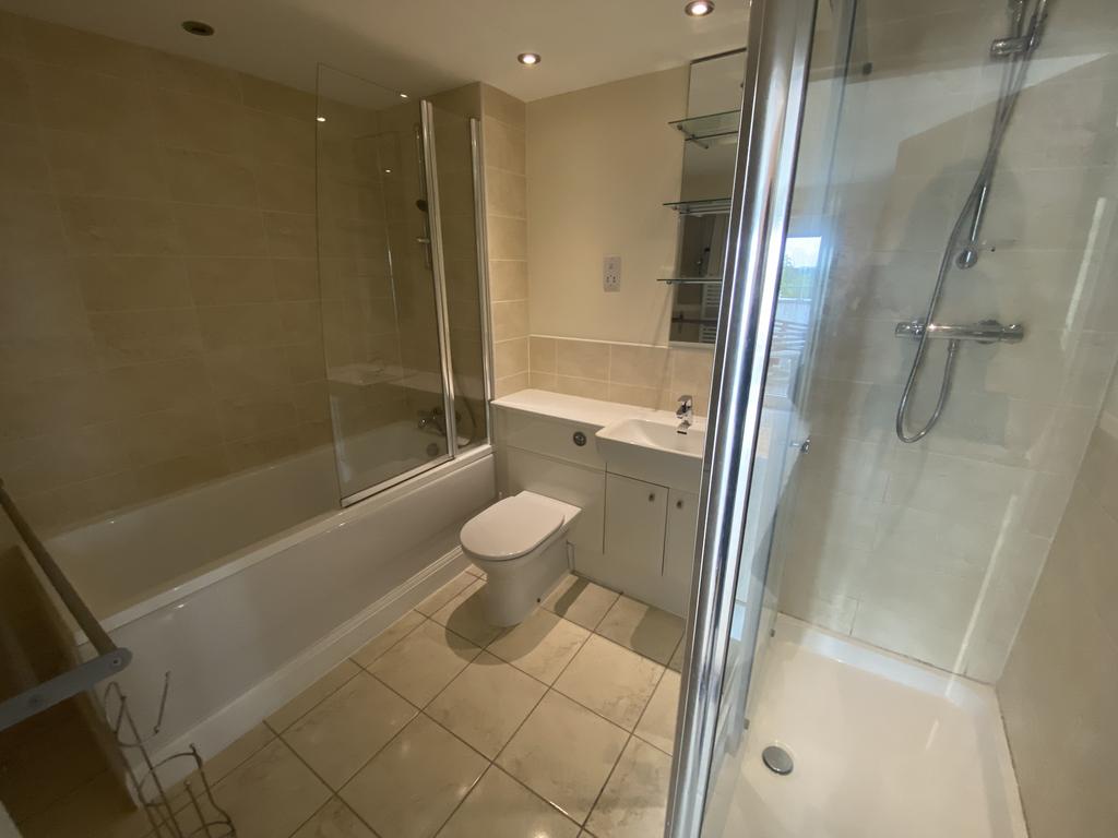 En-suite Bathroom