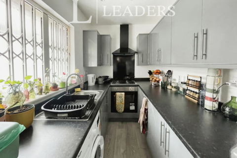 2 bedroom terraced house to rent, Romney Street, M6