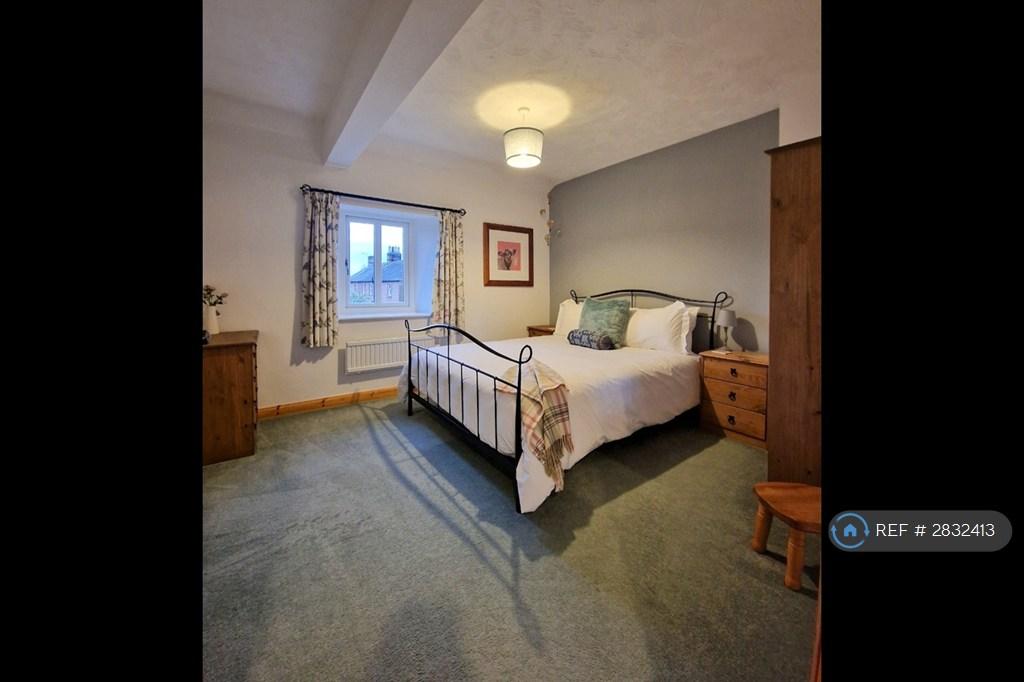 Second Bedroom - King Size Bed