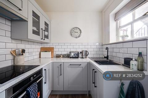 2 bedroom terraced house to rent, Blackfriars House, Chester, CH1