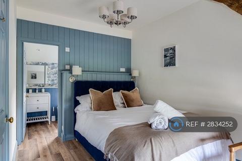 2 bedroom terraced house to rent, Blackfriars House, Chester, CH1