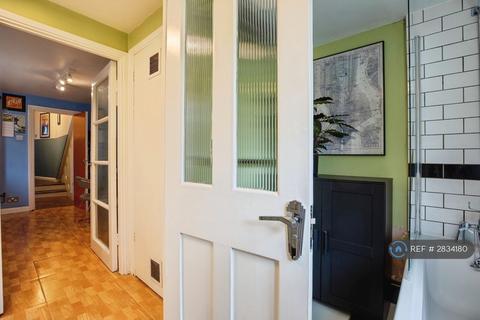 1 bedroom flat to rent, Adys Road, London, SE15