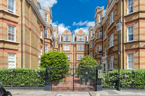 3 bedroom apartment for sale, Pitt Street, Kensington, W8