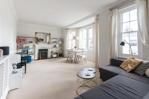 3 bedroom apartment for sale, Pitt Street, Kensington, W8