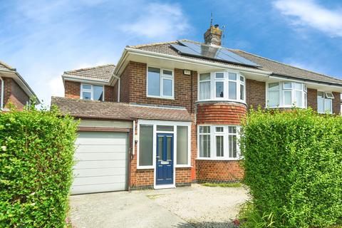 4 bedroom semi-detached house for sale, Dorchester Road - Lawn, Swindon, SN3