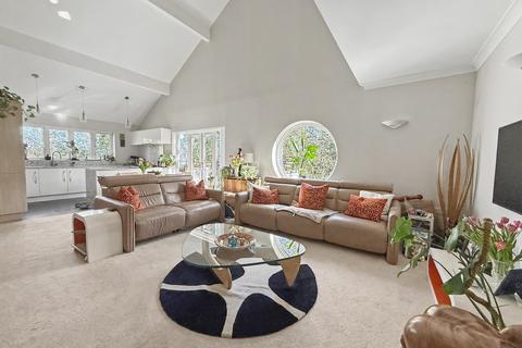 2 bedroom maisonette for sale, Ferndown