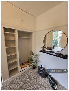 1 bedroom in a flat share to rent, Lower Road, London, SE16