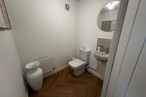 4 bedroom detached house for sale, Clos Y Cornicyll, Llanilid, Pontyclun