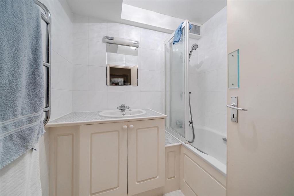 1420196-13-69a08e2bed895.jpg
